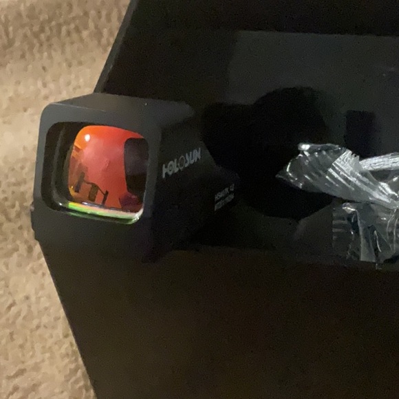 Holosun reflex sight - Picture 2 of 5